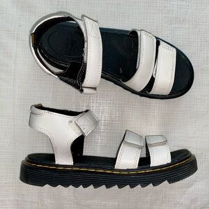 Dr Martens Klaire Juniors women’s Sz 36 5 White sandals